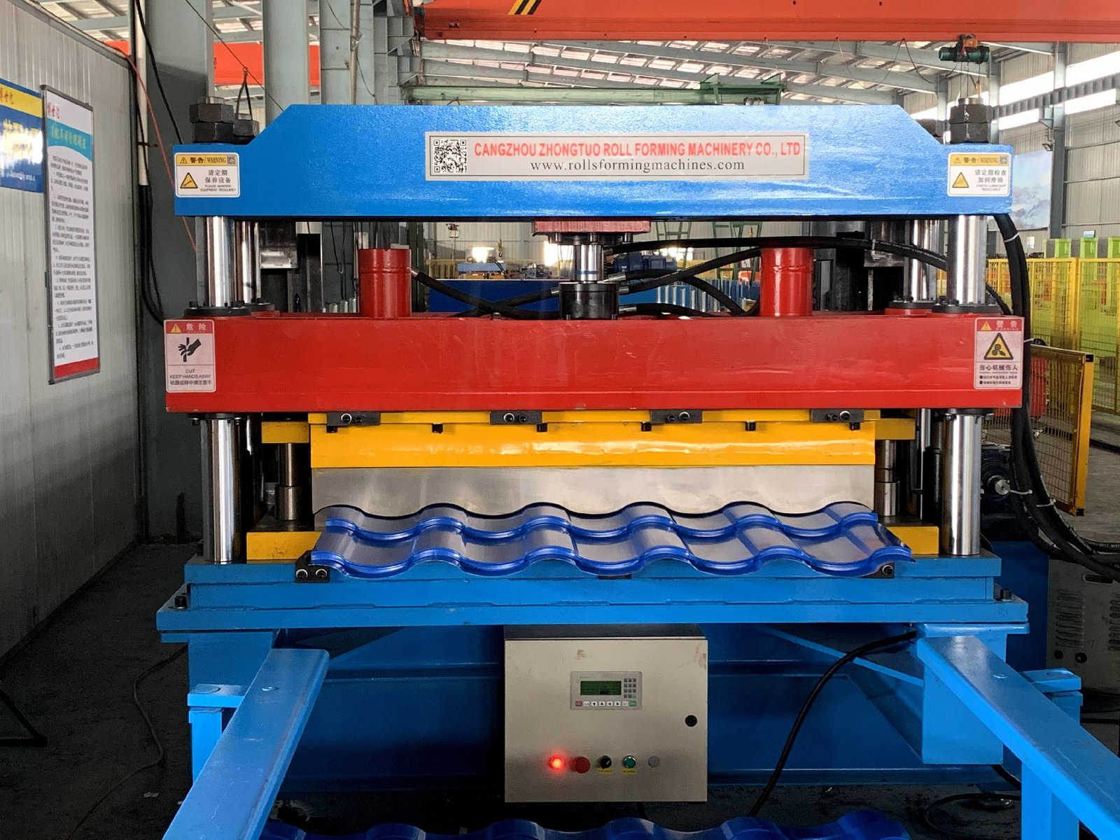 Glazed tile roll forming machine