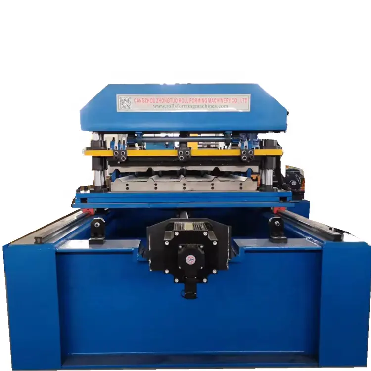 High speed trapezoidal roof tile machine